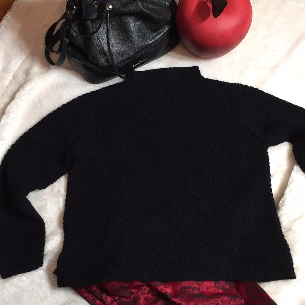 Eileen Fisher Italian wool sweater black size sm